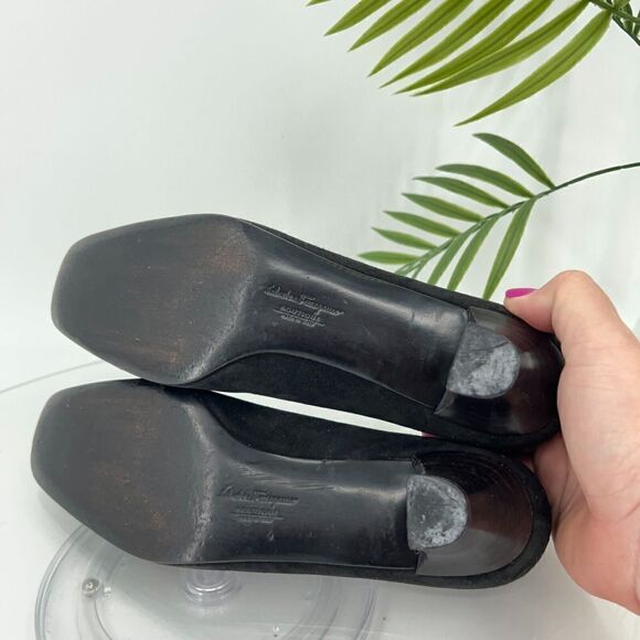 Salvatore Ferragamo Pump Women Size 7.5 B Black Suede Patent Cap Toe Square Toe - Picture 11 of 14